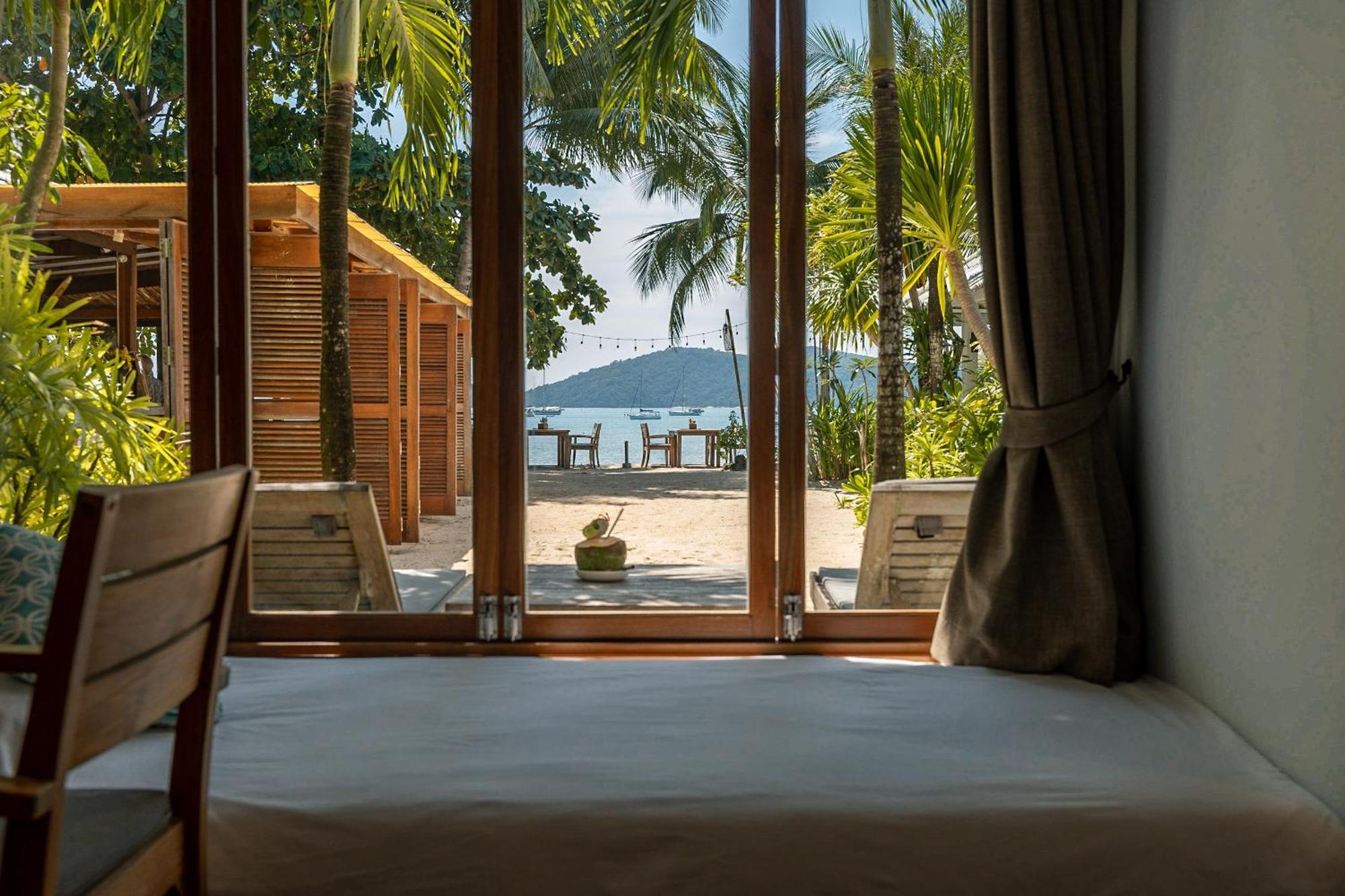 The Cove Hotell Panwa Beach Eksteriør bilde