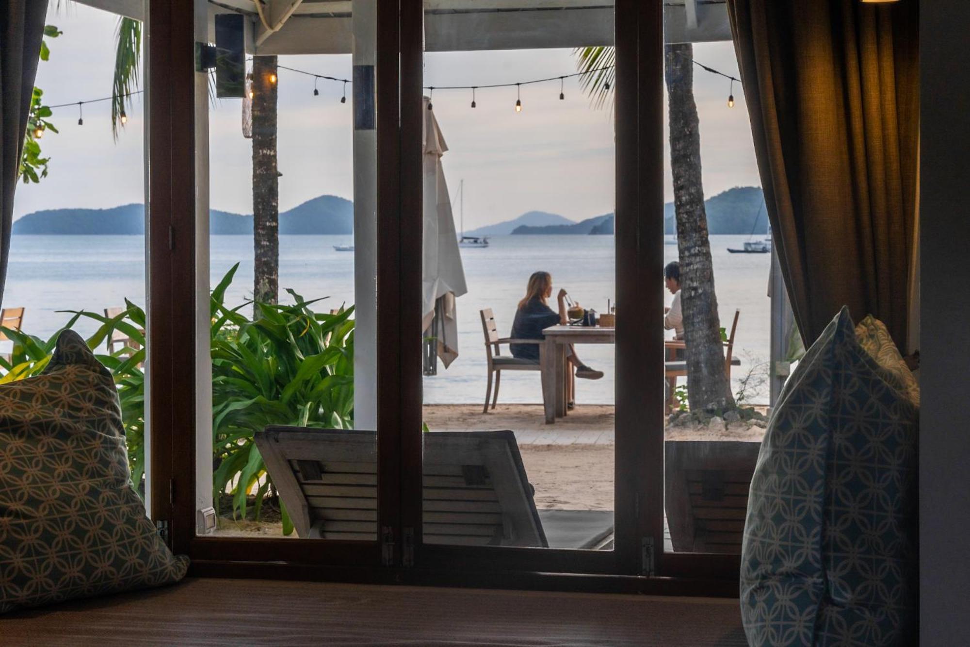 The Cove Hotell Panwa Beach Eksteriør bilde